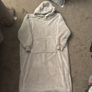 Cozy Gray Hooded Sweater